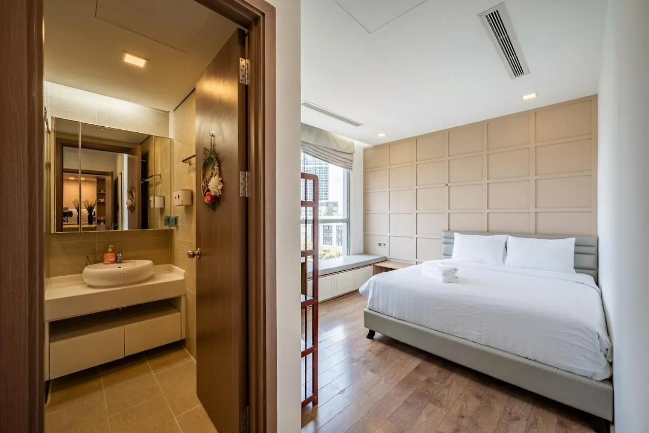 Landmark Vinhomes Tan Cang Ho Chi Minh City 0*,